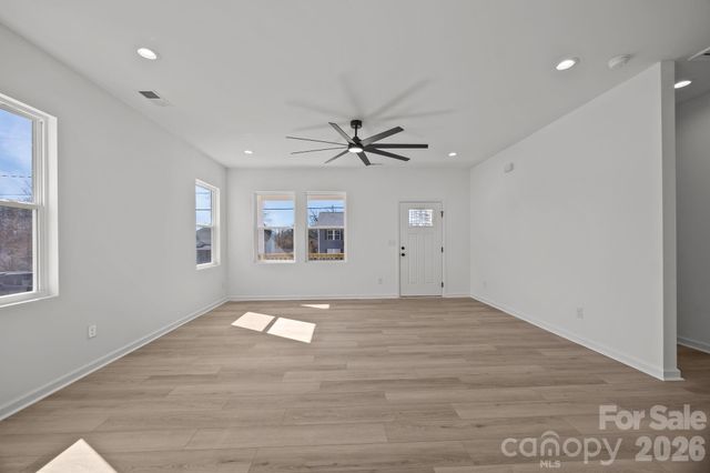 111 E Earnhardt Street, Salisbury, NC 28144