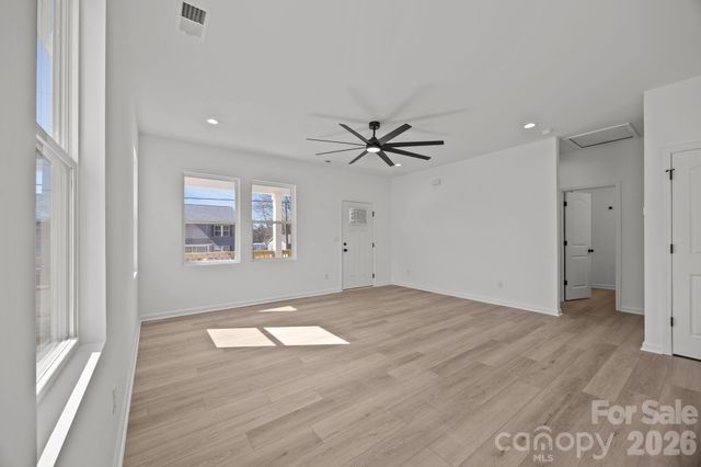 111 E Earnhardt Street, Salisbury, NC 28144