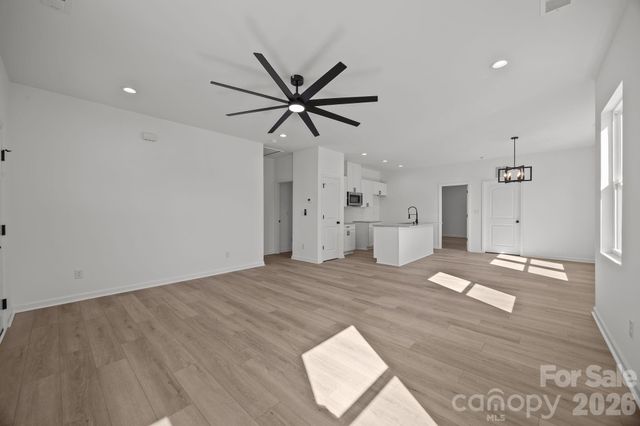 111 E Earnhardt Street, Salisbury, NC 28144