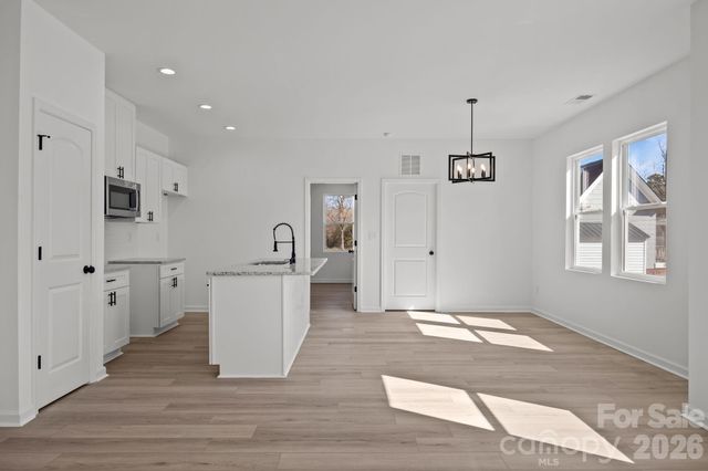 111 E Earnhardt Street, Salisbury, NC 28144