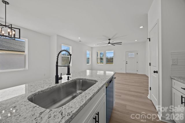 111 E Earnhardt Street, Salisbury, NC 28144