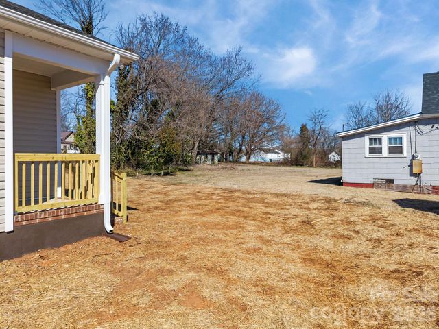 111 E Earnhardt Street, Salisbury, NC 28144