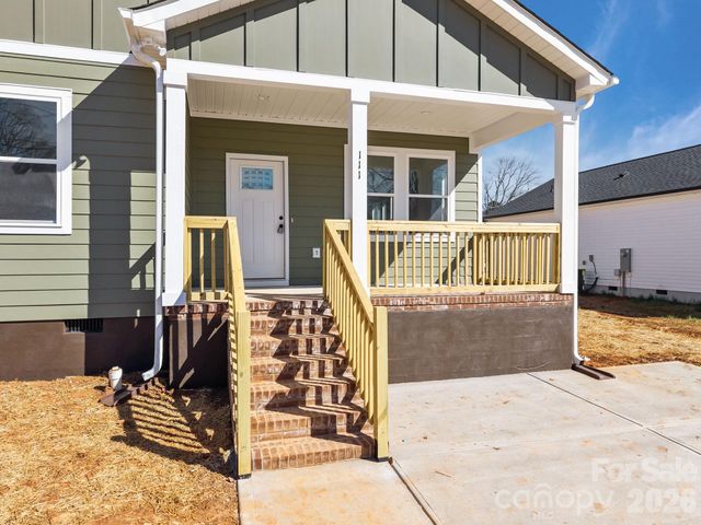 111 E Earnhardt Street, Salisbury, NC 28144