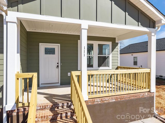 111 E Earnhardt Street, Salisbury, NC 28144