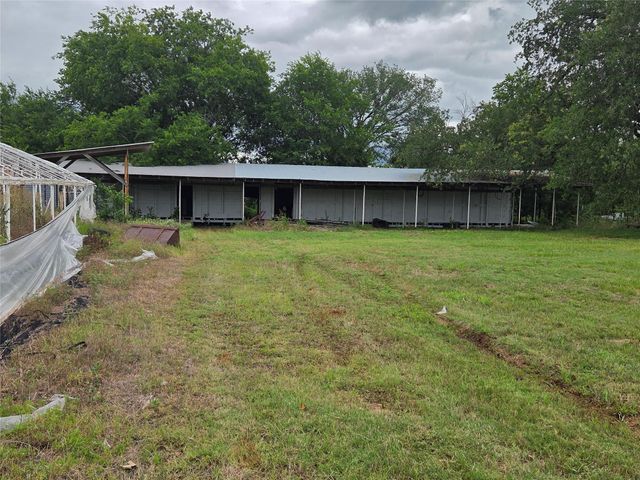 3165 CR 302, Rockdale, TX 76567