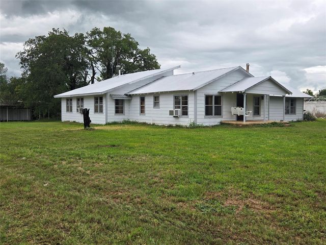 3165 CR 302, Rockdale, TX 76567