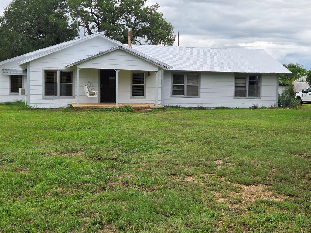 3165 CR 302, Rockdale, TX 76567