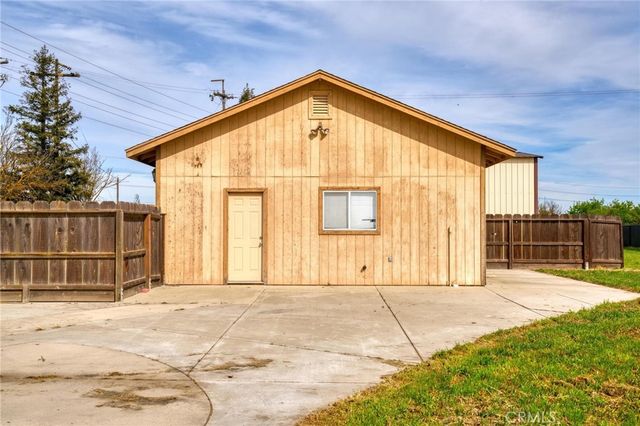 3345 W Avenue 2, Atwater, CA 95301
