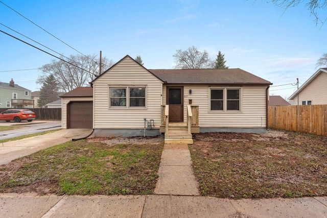817 CHICAGO STREET, De Pere, WI 54115