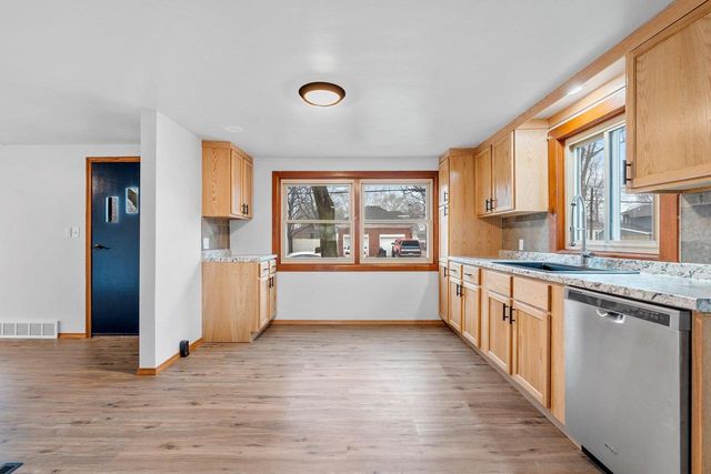 817 CHICAGO STREET, De Pere, WI 54115