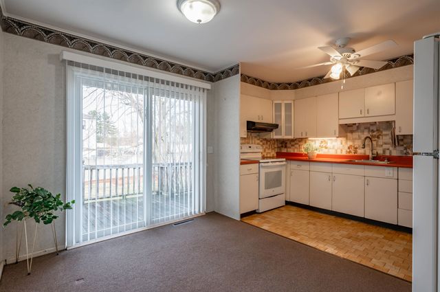 21 Victor Avenue, Nashua, NH 03060