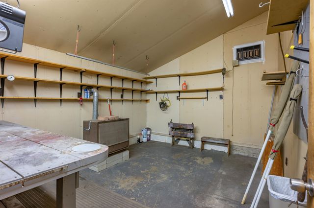 21 Victor Avenue, Nashua, NH 03060