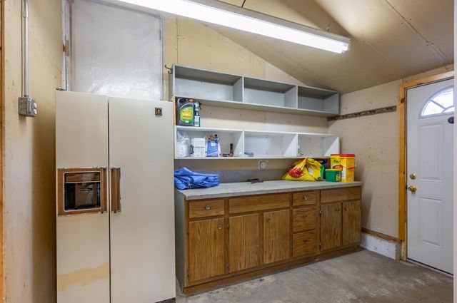 21 Victor Avenue, Nashua, NH 03060