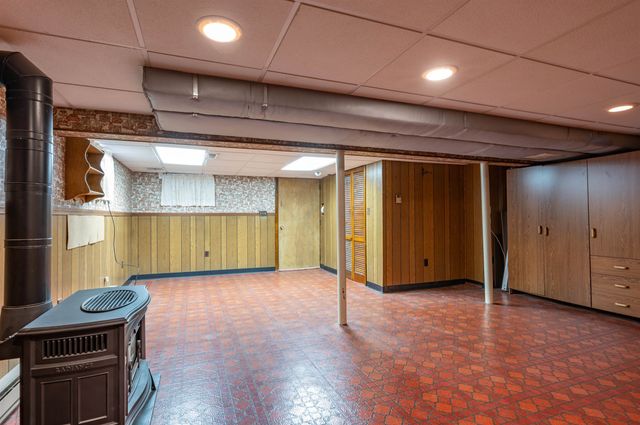 21 Victor Avenue, Nashua, NH 03060