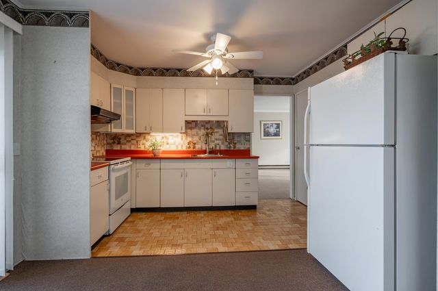 21 Victor Avenue, Nashua, NH 03060