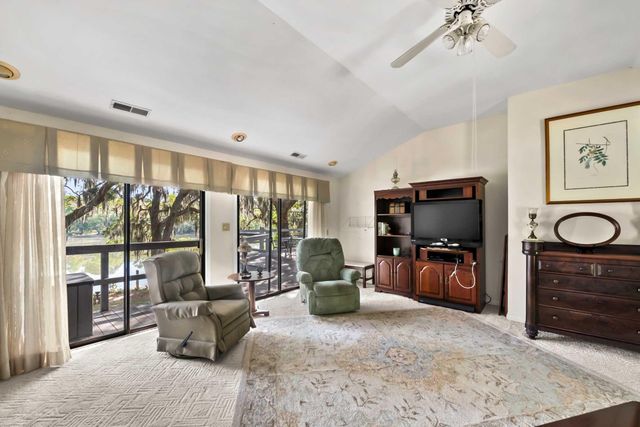 6195 Ranch Road, Wadmalaw Island, SC 29487