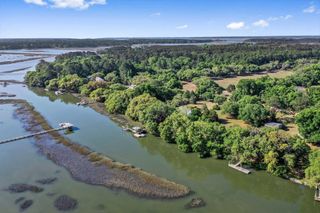 6195 Ranch Road, Wadmalaw Island, SC 29487