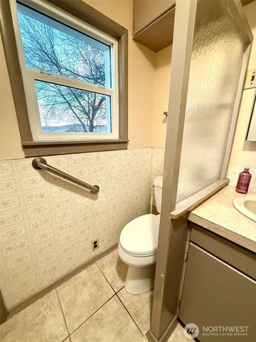 1006 E Dobson Road, Odessa, WA 99159