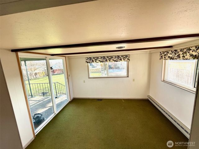 1006 E Dobson Road, Odessa, WA 99159