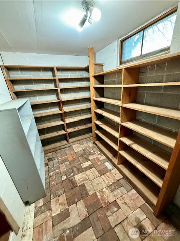 1006 E Dobson Road, Odessa, WA 99159