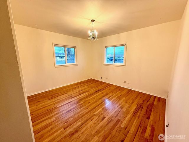 1006 E Dobson Road, Odessa, WA 99159