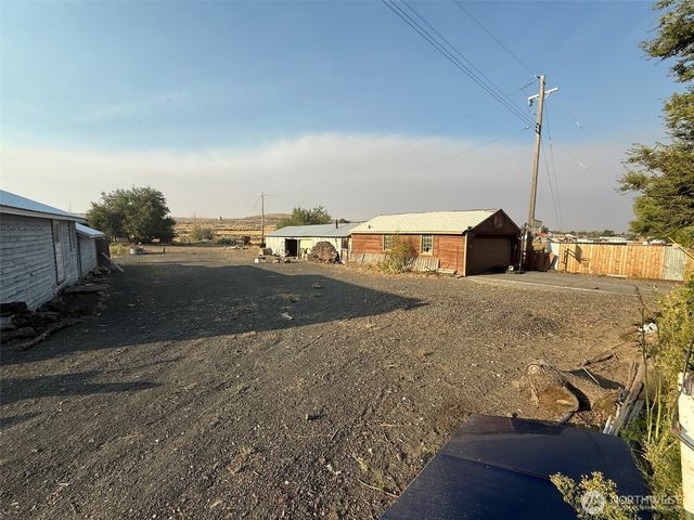 1006 E Dobson Road, Odessa, WA 99159