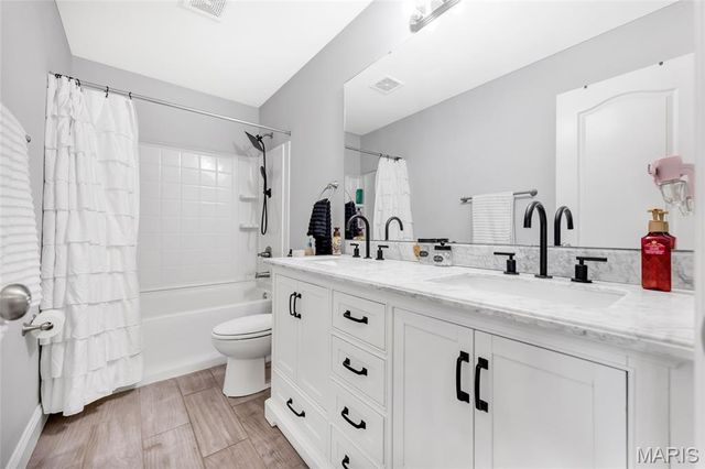 821 Grant Park Court, Wentzville, MO 63385