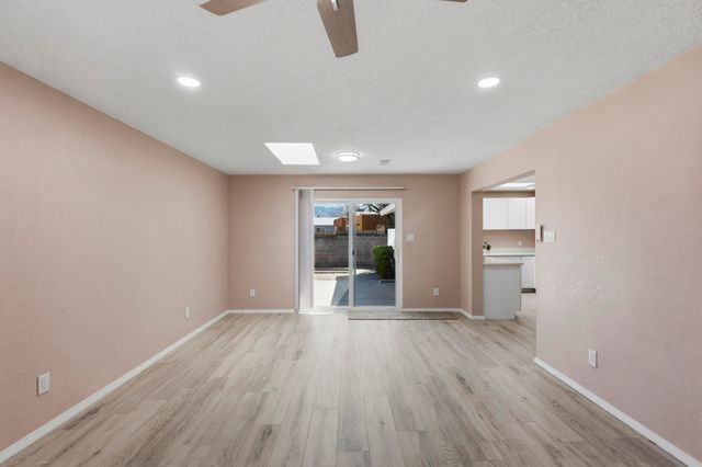 3621 Comanche Road NE, Albuquerque, NM 87110