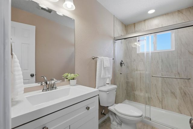 3621 Comanche Road NE, Albuquerque, NM 87110