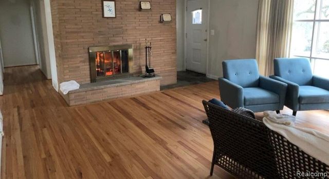 3443 Nichols Road, Auburn Hills, MI 48326