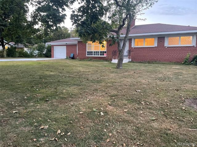 3443 Nichols Road, Auburn Hills, MI 48326