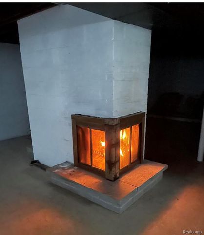 3443 Nichols Road, Auburn Hills, MI 48326