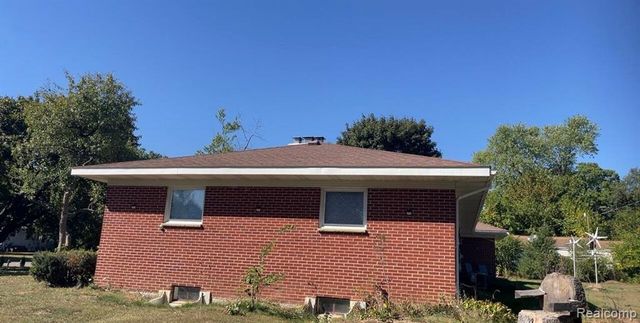 3443 Nichols Road, Auburn Hills, MI 48326