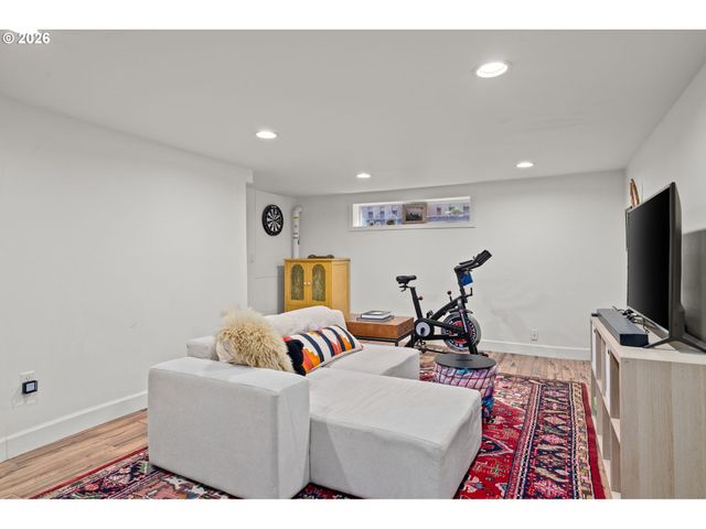 3004 Se 62ND Ave, Portland, OR 97206