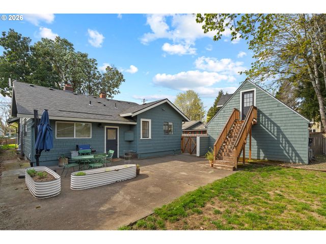 3004 Se 62ND Ave, Portland, OR 97206