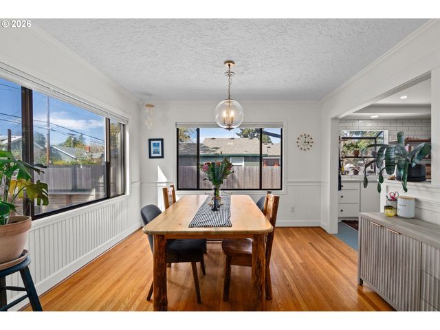 3004 Se 62ND Ave, Portland, OR 97206