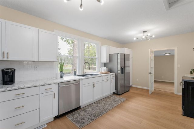 811 Tomahawk Lane, Niles, MI 49120