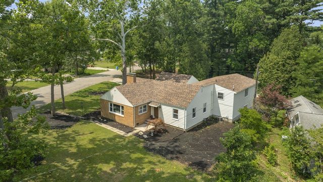 811 Tomahawk Lane, Niles, MI 49120