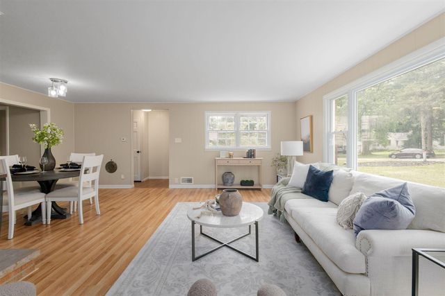 811 Tomahawk Lane, Niles, MI 49120