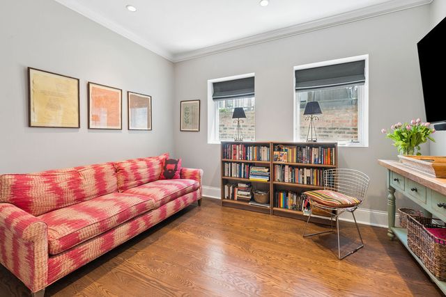 1418 N LaSalle Drive 3, Chicago, IL 60610