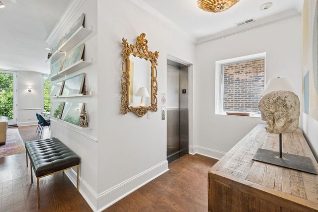 1418 N LaSalle Drive 3, Chicago, IL 60610