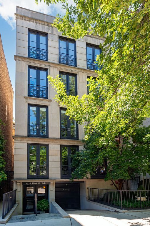 1418 N LaSalle Drive 3, Chicago, IL 60610