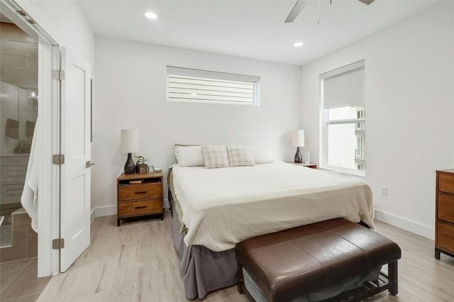 4300 Mansfield Dam CT 821, Austin, TX 78734