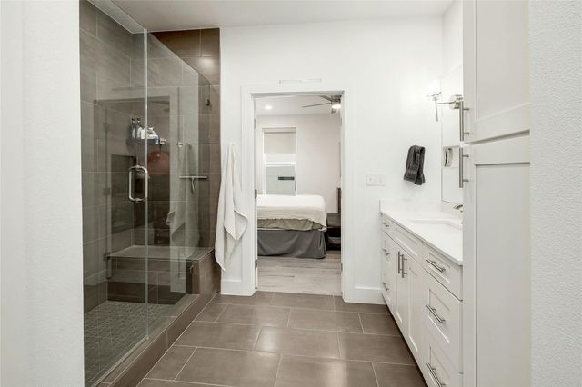 4300 Mansfield Dam CT 821, Austin, TX 78734