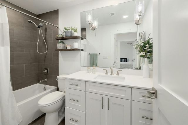 4300 Mansfield Dam CT 821, Austin, TX 78734