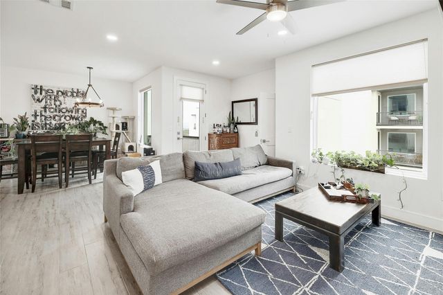 4300 Mansfield Dam CT 821, Austin, TX 78734