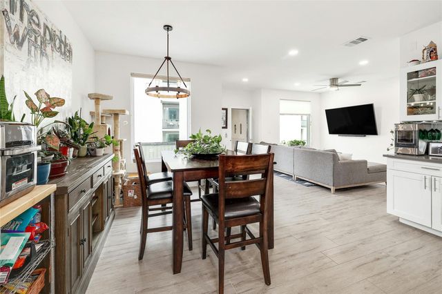 4300 Mansfield Dam CT 821, Austin, TX 78734