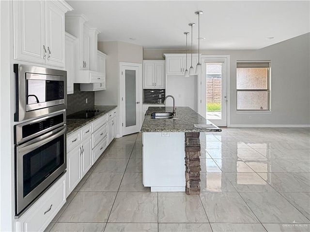 3905 Santa Cruz Street, Edinburg, TX 78542