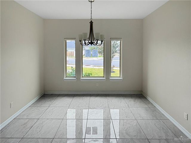 3905 Santa Cruz Street, Edinburg, TX 78542