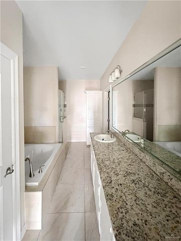3905 Santa Cruz Street, Edinburg, TX 78542